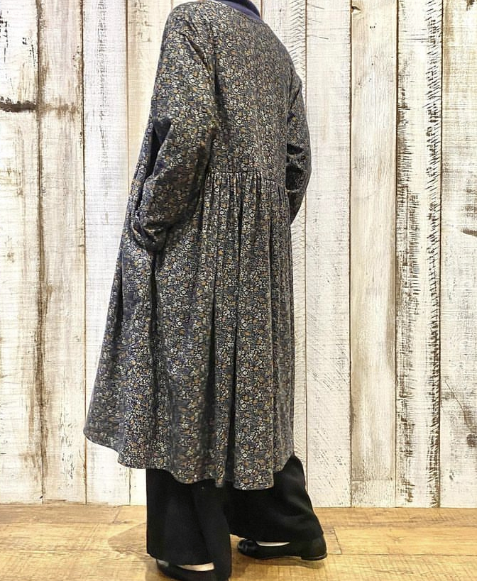 NSL23541 (ワンピース) CORDUROY SMALL FLOWER PRINT CREW-NECK GATHERED DRESS