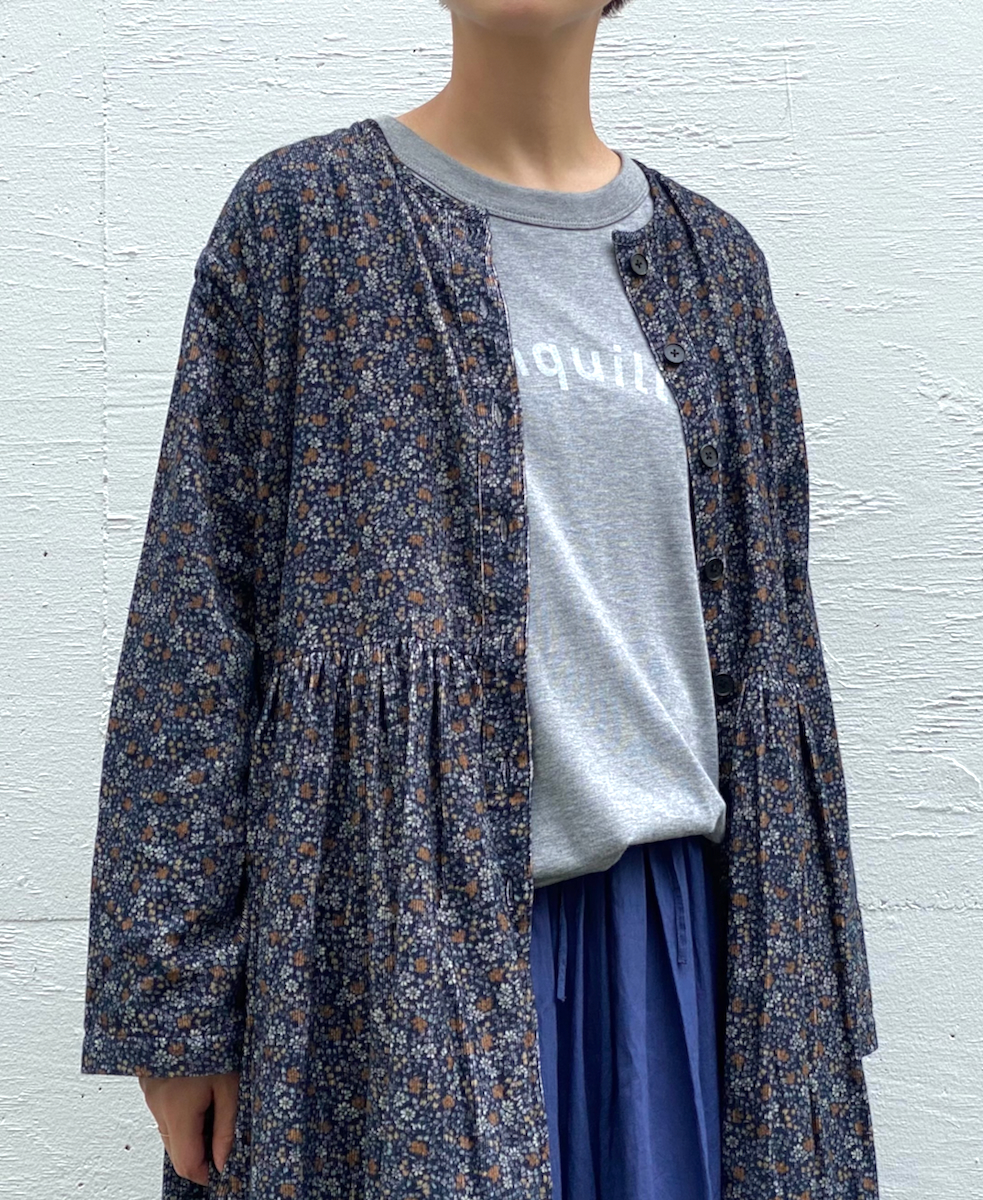 NSL23541 (ワンピース) CORDUROY SMALL FLOWER PRINT CREW-NECK GATHERED DRESS