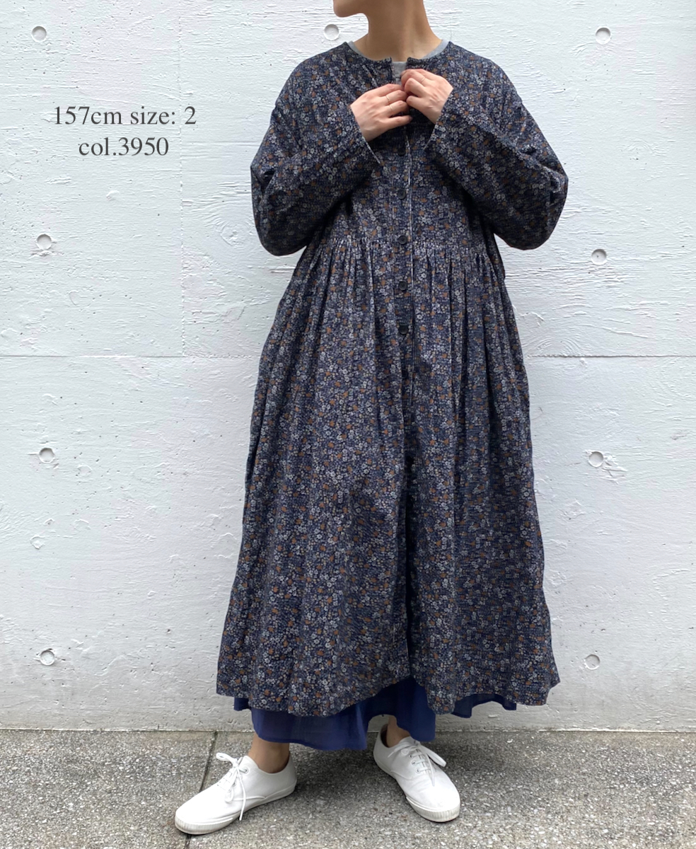 NSL23541 (ワンピース) CORDUROY SMALL FLOWER PRINT CREW-NECK GATHERED DRESS