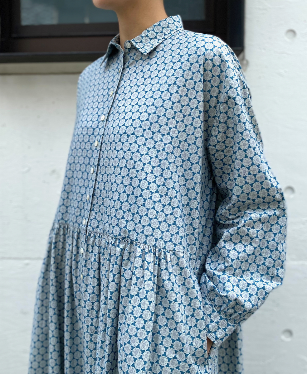 INSL23724 (ワンピース) 60'S POPLIN FLOWER PRINT REGULAR COLLAR DRESS