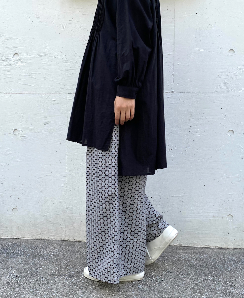 INSL23726 (パンツ) 60'S POPLIN FLOWER PRINT EASY PANTS