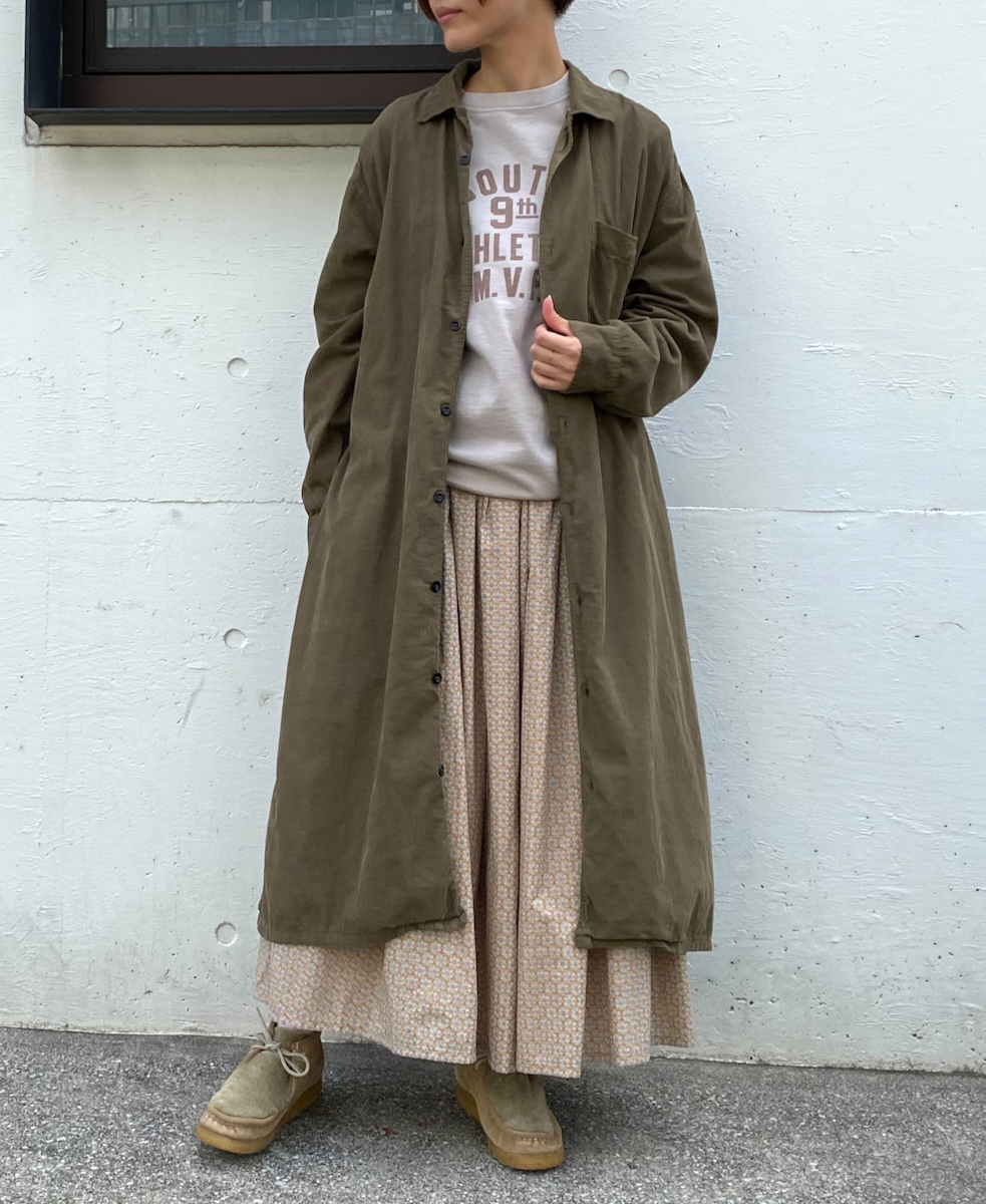INHT2202CD (ロングシャツ) 26 WALES CORDUROY OVERDYE ONE-UP COLLAR LONG SHIRT