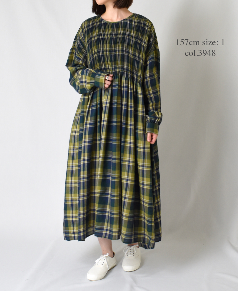●NMDS23612 (ワンピース) WOOL COTTON TWILL WEAVE CHECK CREW NECK P/O DRESS WITH MINI PINTUCK