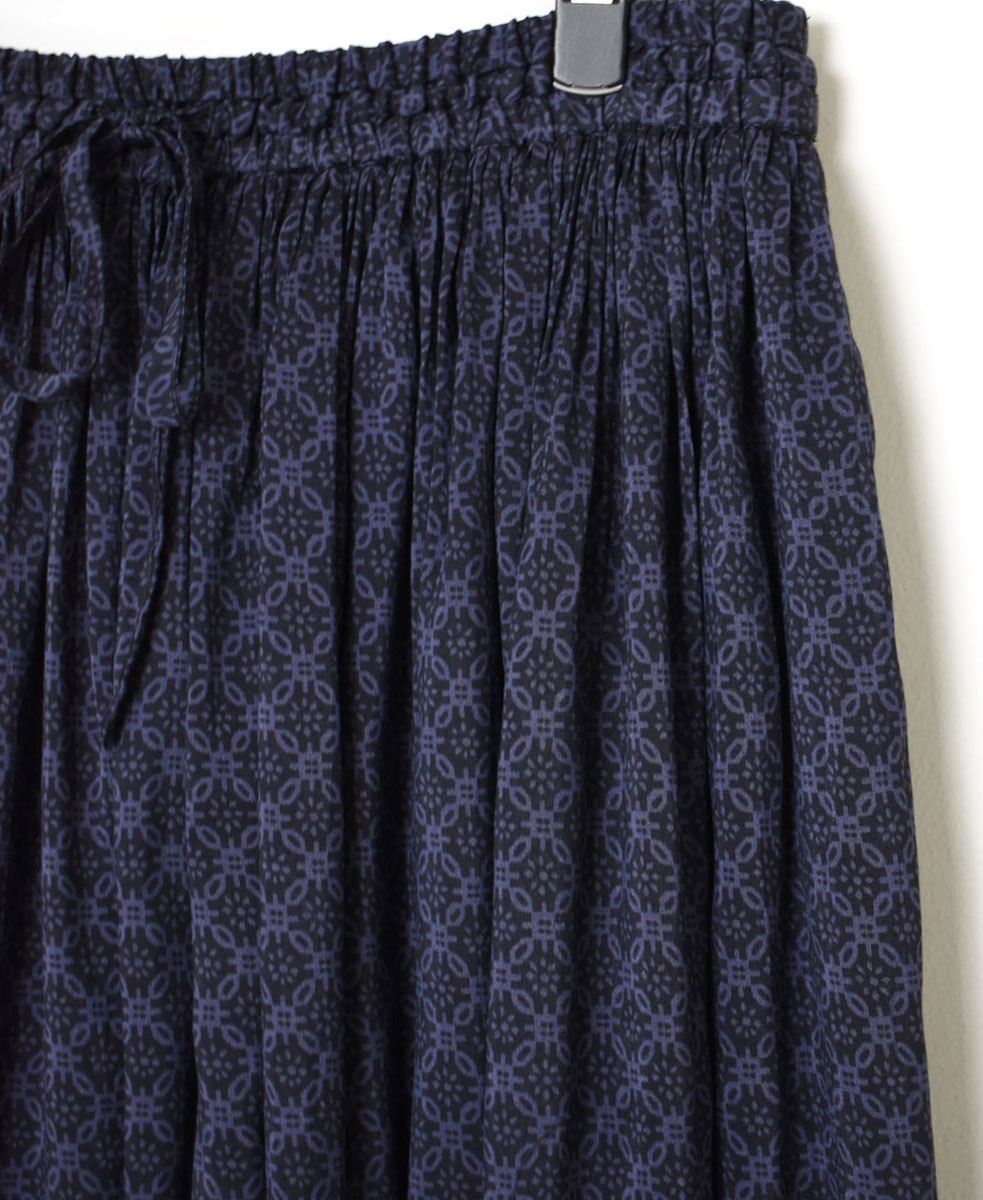 NMDS22564P (スカート) HANDWOVEN COTTON SILK REPETITIONAL FLOWER PRINT RAJASTHAN TUCK GATHERED SKIRT WITH LINING