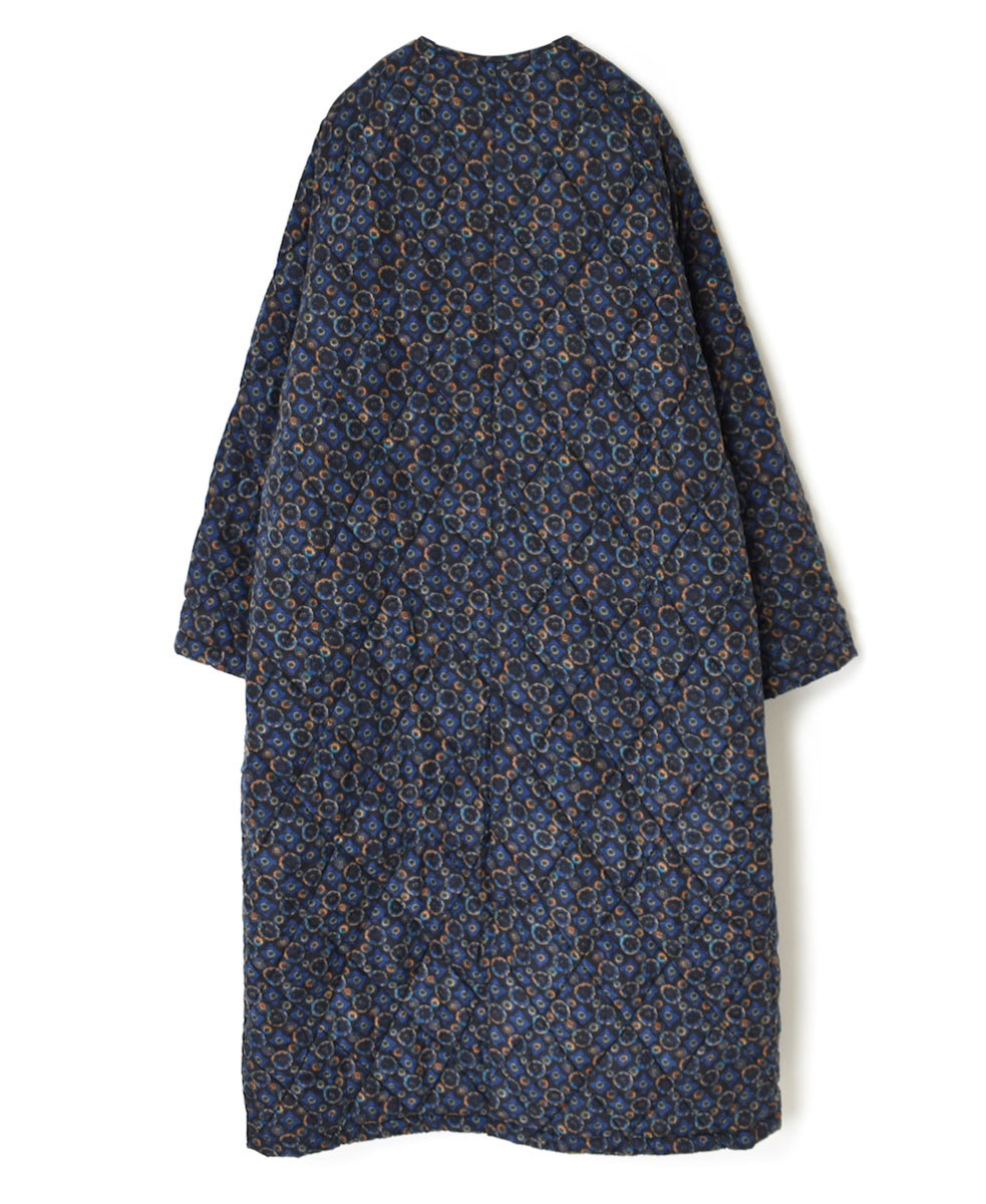 NMDS23541P (コート) PADDED SILK PRINT C-NECK FRONT BUTTON COAT