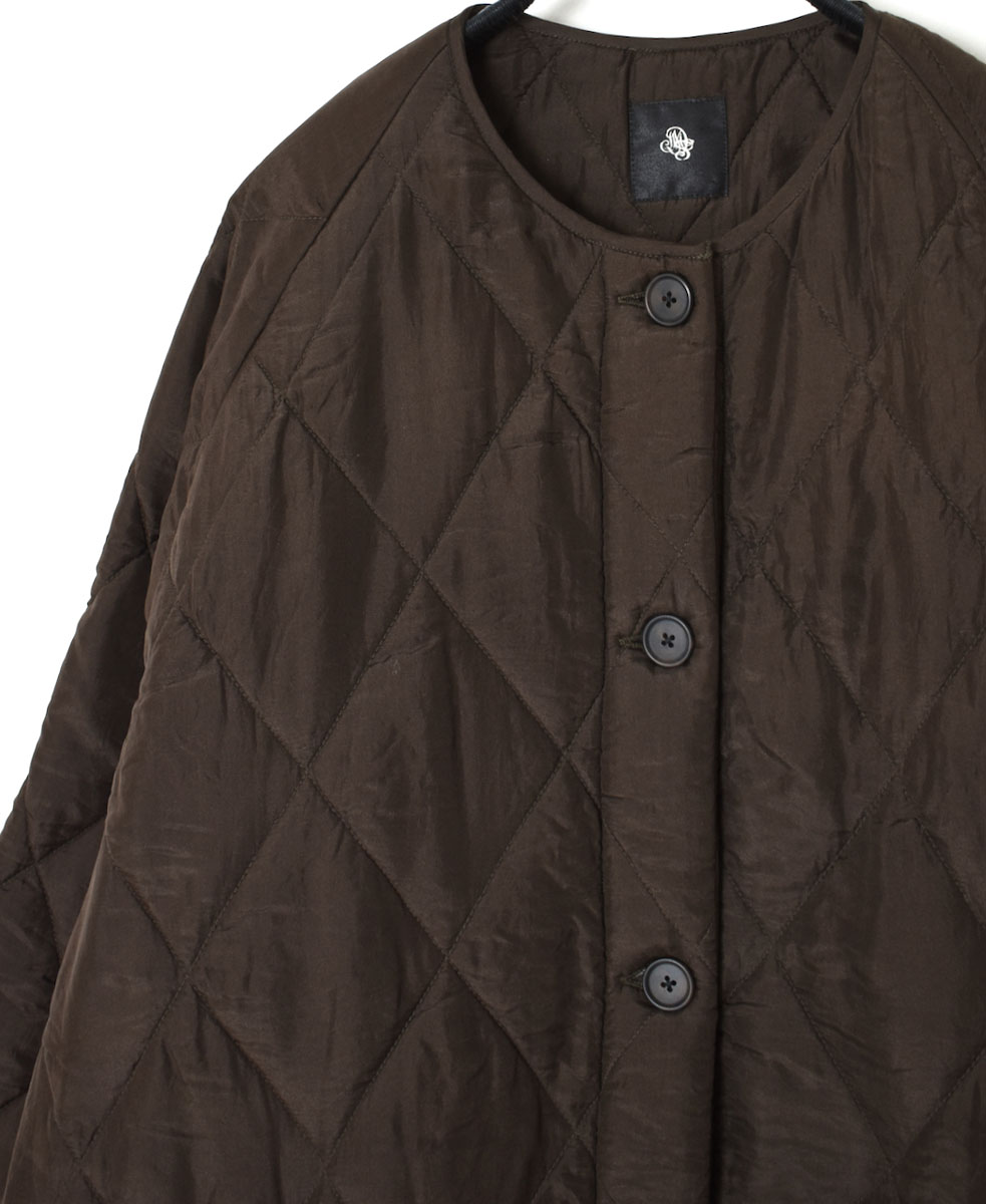 NMDS23541 (コート) PADDED SILK PLAIN C-NECK FRONT BUTTON COAT