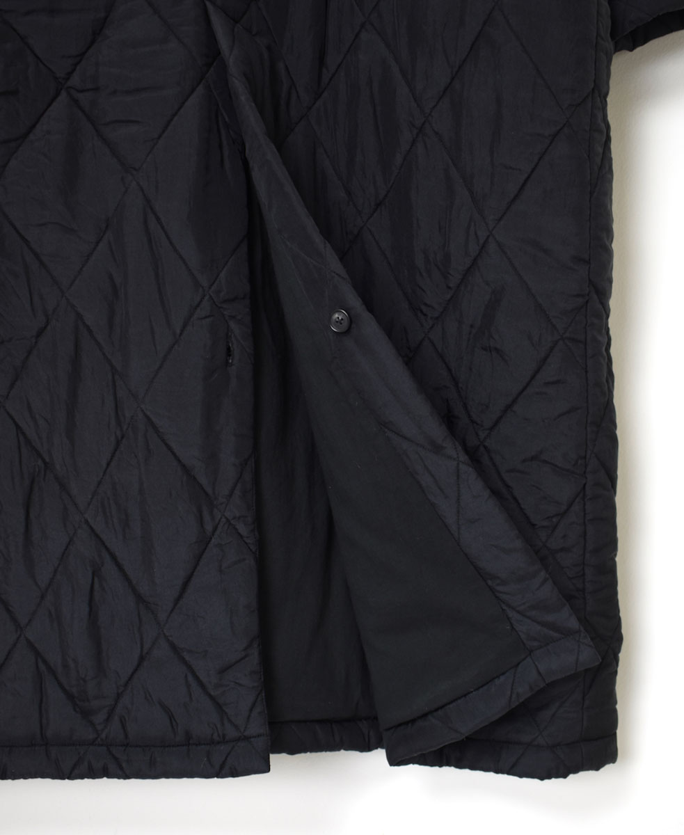 NMDS23541 (コート) PADDED SILK PLAIN C-NECK FRONT BUTTON COAT
