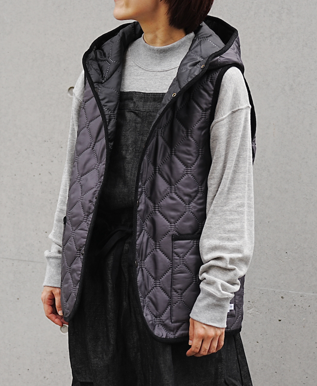 NAM2351PP (ベスト) POLY×POLY HEAT QUILT HOODED VEST