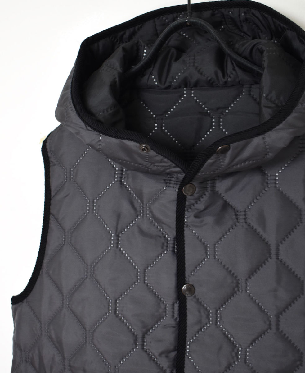 NAM2351PP (ベスト) POLY×POLY HEAT QUILT HOODED VEST