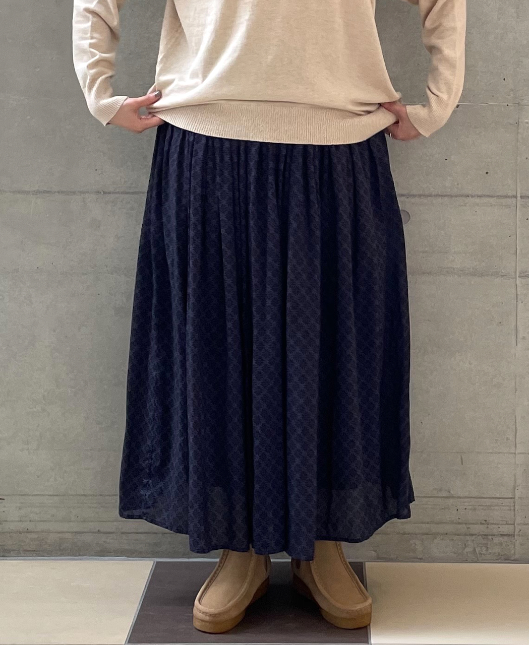 NMDS22564P (スカート) HANDWOVEN COTTON SILK REPETITIONAL FLOWER PRINT RAJASTHAN TUCK GATHERED SKIRT WITH LINING