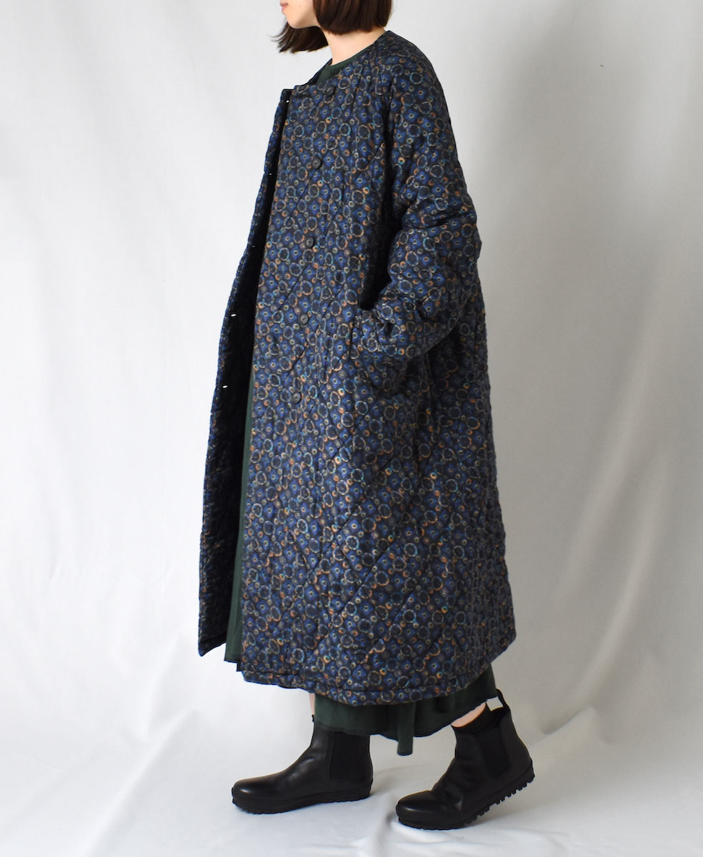 NMDS21512P (コート) PADDED SILK PRINT NO COLLAR DOUBLE COAT