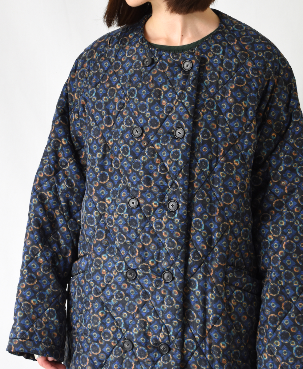 NMDS21512P (コート) PADDED SILK PRINT NO COLLAR DOUBLE COAT