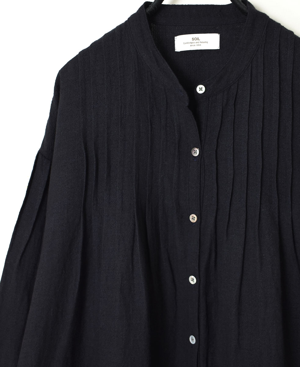 INSL22604 (ワンピース) WOOL/LINEN PLAIN BANDED COLLAR PINTUCK DRESS