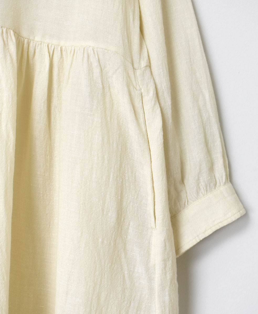INSL23702(ワンピース) WOOL/LINEN PLAIN FRILL COLLAR DRESS