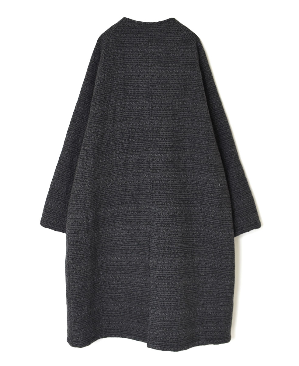 NMDS23631 (コート) QUILTED WOOL JACQUARD C-NECK RAGLAN COAT