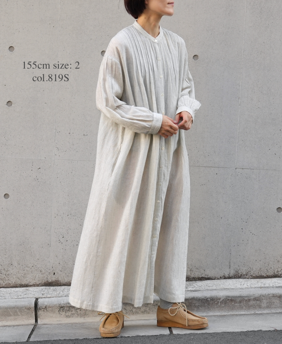 INSL22614 (ワンピース) WOOL/LINEN SMALL CHECK & STRIPE BANDED COLLAR PINTUCK DRESS