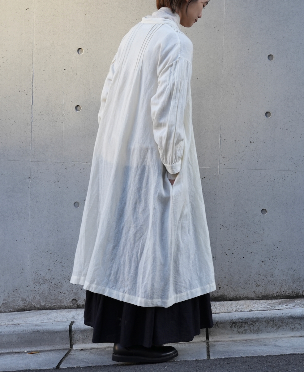 INSL22604 (ワンピース) WOOL/LINEN PLAIN BANDED COLLAR PINTUCK DRESS