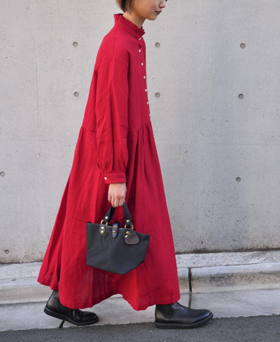 INSL23702(ワンピース) WOOL/LINEN PLAIN FRILL COLLAR DRESS
