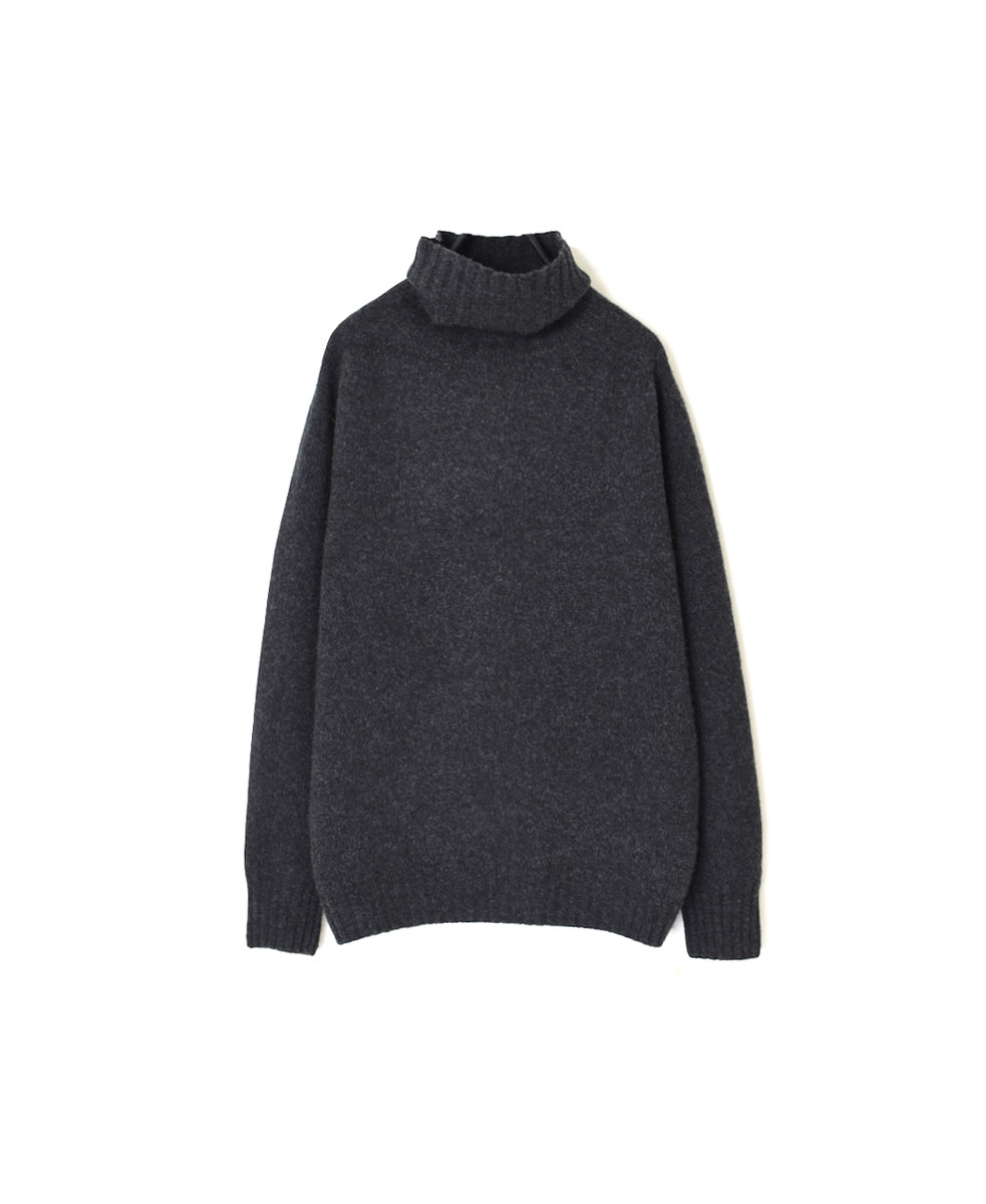 JNAMP1651 (ニット) GEELONG LAMBSWOOL POLO NECK SADDLE SHOULDER P/O