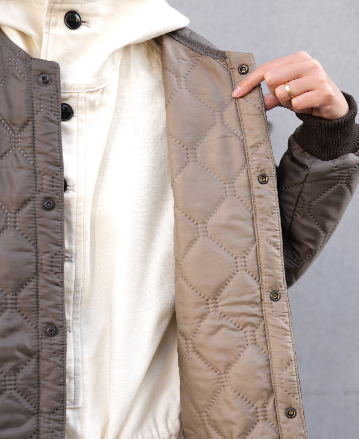 NAM2251PP (コート) POLY×POLY HEAT QUILT OVERSIZED NO COLLAR COAT WITH RIBBED CUFF