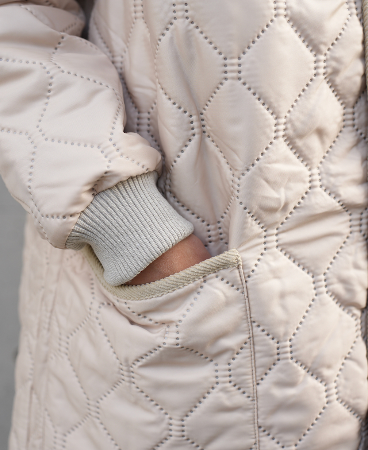 NAM2352PP (コート) POLY×POLY HEAT QUILT OVERSIZED MID-LENGTH HOODED COAT WITH RIBBED CUFF