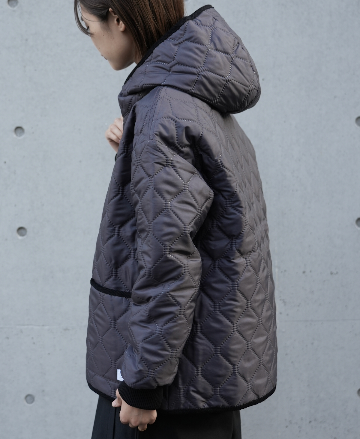 NAM2153PP (ジャケット) POLY×POLY HEAT QUILT OVERSIZED HOODED JACKET WITH RIBBED CUFF
