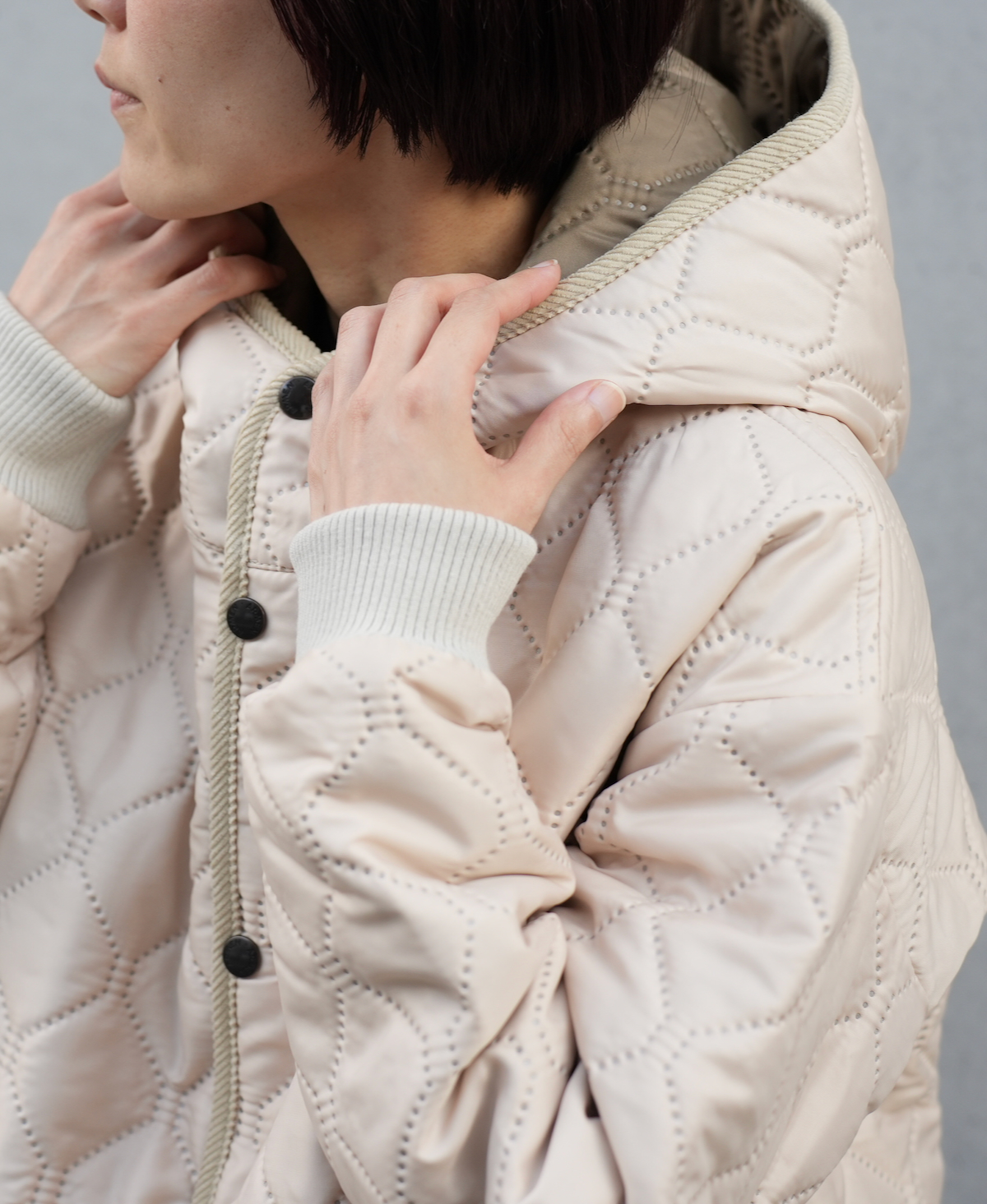 NAM2153PP (ジャケット) POLY×POLY HEAT QUILT OVERSIZED HOODED JACKET WITH RIBBED CUFF