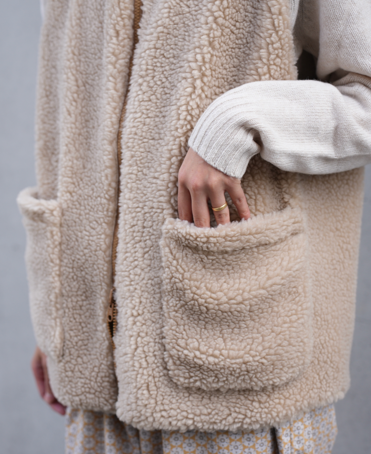 ADNAM2362 (ベスト) FLEECE ZIP-UP REVERSIBLE HOODED VEST