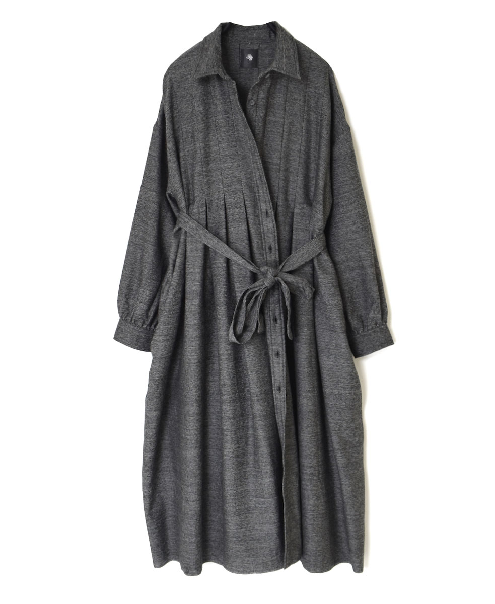 INMDS23754 (ワンピース) TWIST YARN WOOL INVERTED PLEAT SHIRT DRESS WITH BELT