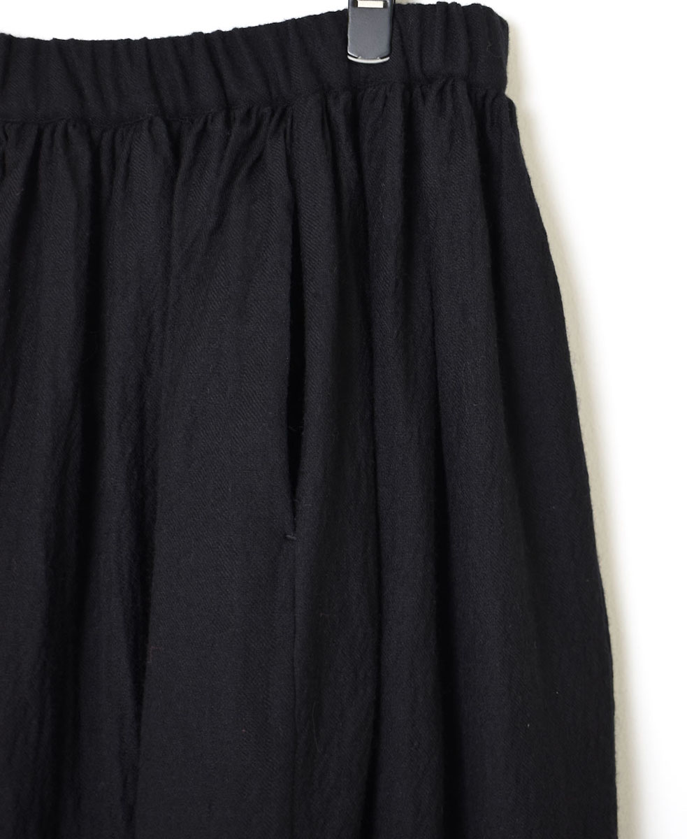 NMDS23583 (スカート) BOILED WOOL PLAIN RAJASTHAN TUCK GATHERED SKIRT WITH LINING