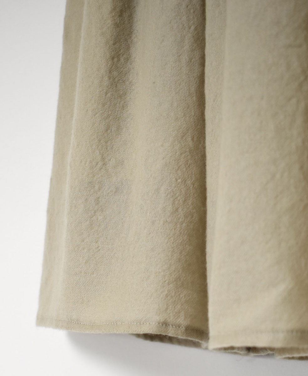 NMDS23583 (スカート) BOILED WOOL PLAIN RAJASTHAN TUCK GATHERED SKIRT WITH LINING