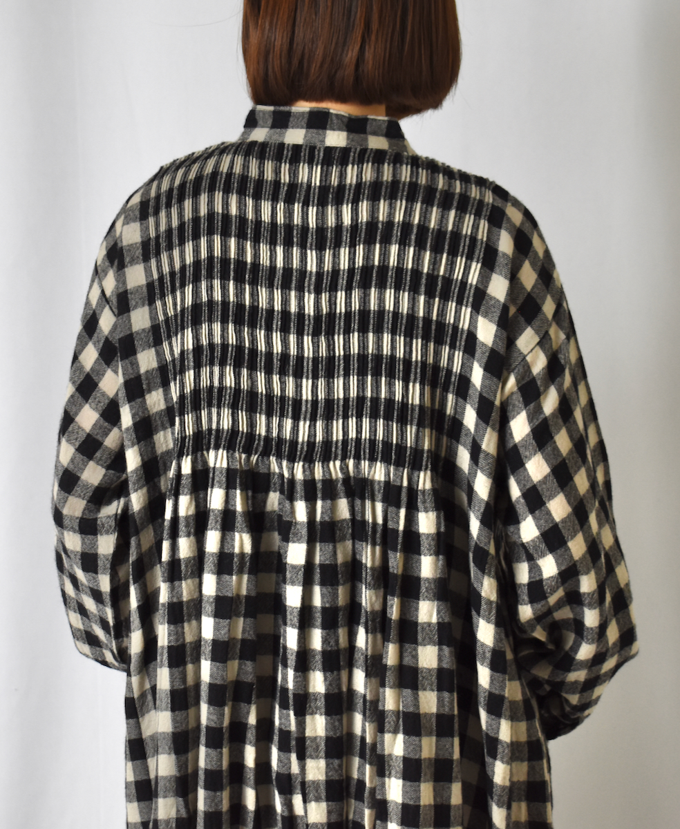 NMDS23592 (ワンピース) BOILED WOOL BIG GINGHAM CHECK BANDED SHIRT DRESS WITH MINI PINTUCK
