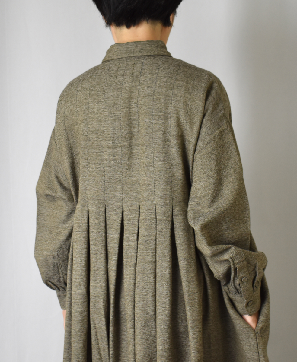 INMDS23754 (ワンピース) TWIST YARN WOOL INVERTED PLEAT SHIRT DRESS WITH BELT