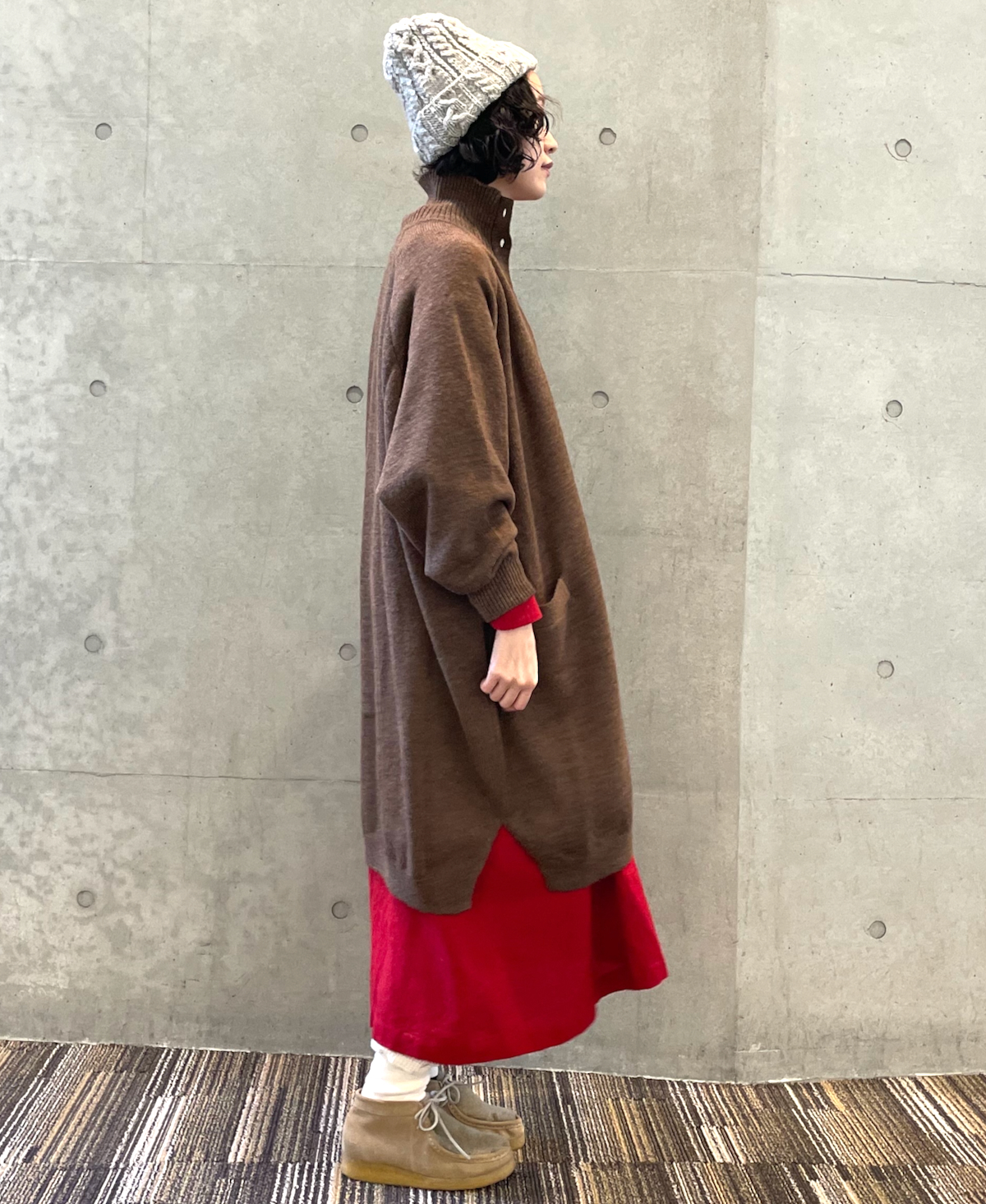 GNSL22703 (カーディガン) 5GG 2PLY COTOSWOLDS TURTLE NECK BUTTON LONG CARDIGAN
