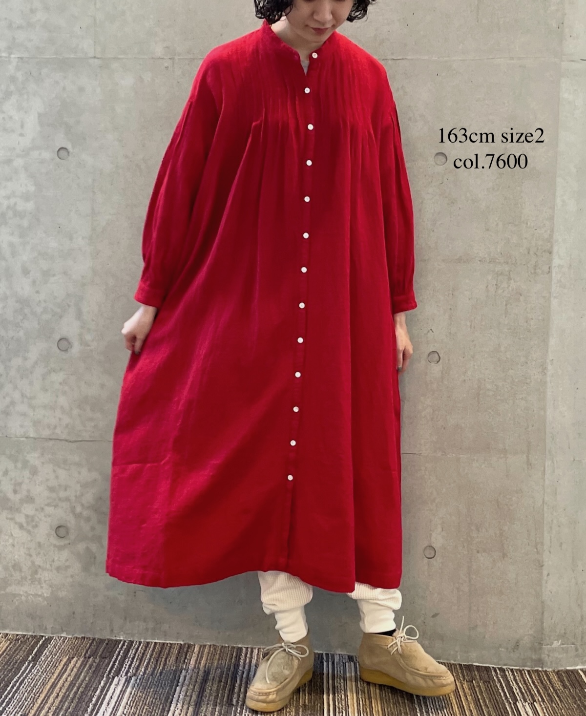 INSL22604 (ワンピース) WOOL/LINEN PLAIN BANDED COLLAR PINTUCK DRESS
