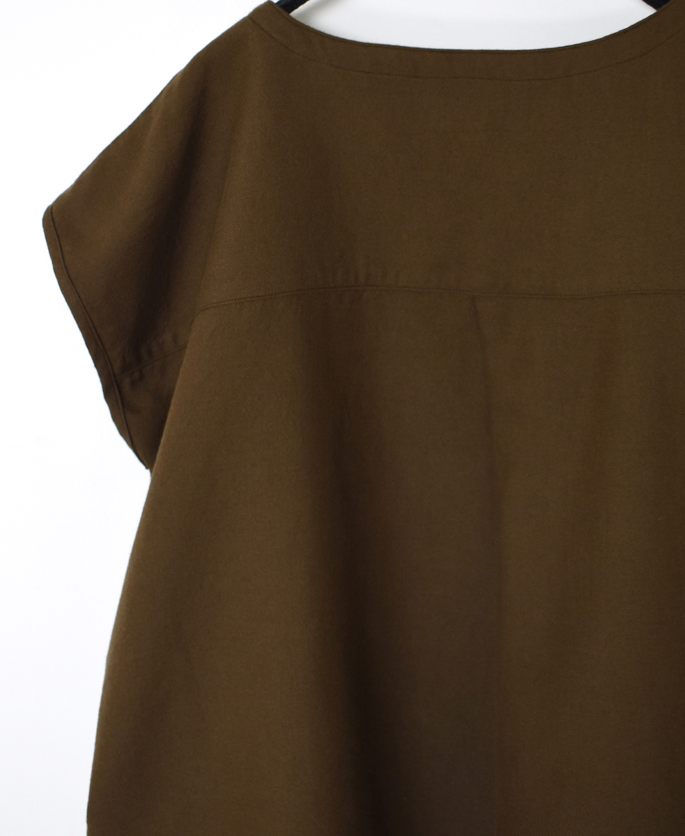 INSL23732 (ブラウス) COTTON WOOL TWILL WEAVE PLAIN FRENCH/SL BACK SIDE PLEATS PULLOVER