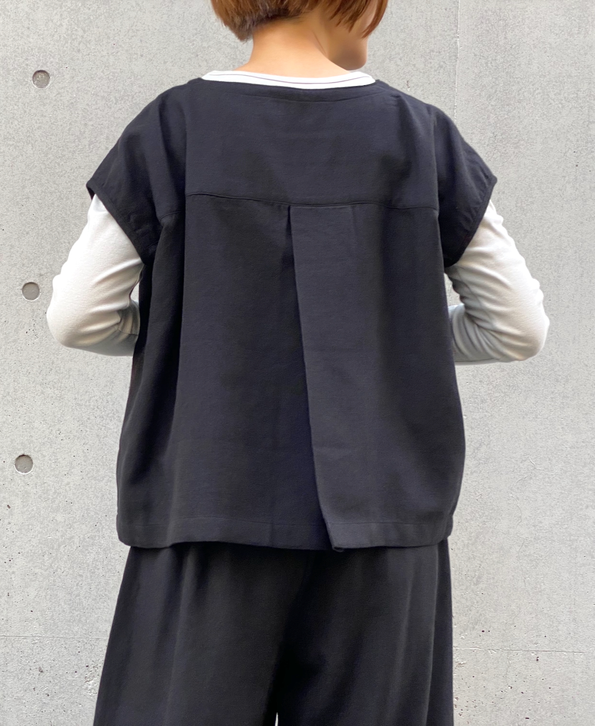 INSL23732 (ブラウス) COTTON WOOL TWILL WEAVE PLAIN FRENCH/SL BACK SIDE PLEATS PULLOVER