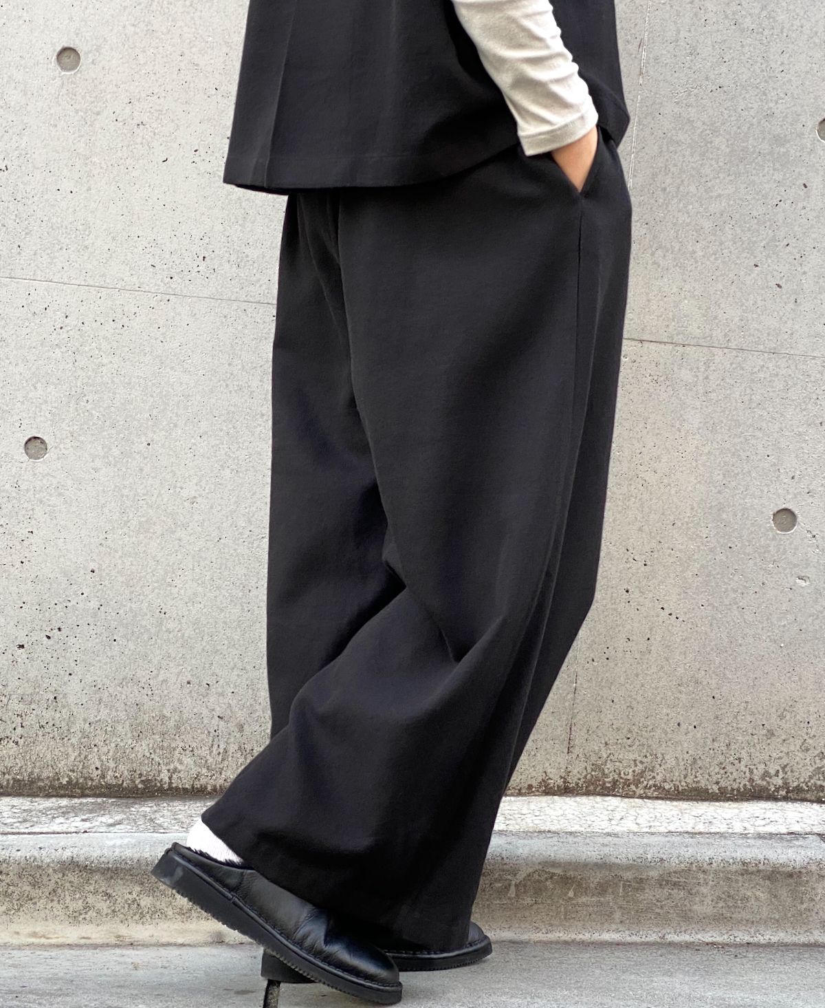 INSL23736 (パンツ) COTTON WOOL TWILL WEAVE PLAIN EASY PANTS