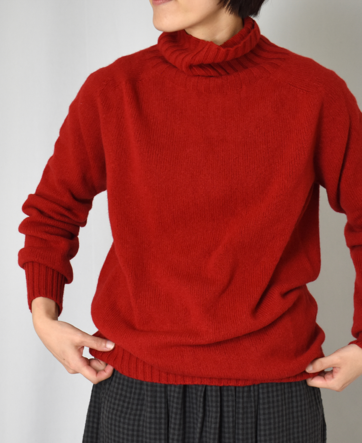 JNAMP1651 (ニット) GEELONG LAMBSWOOL POLO NECK SADDLE SHOULDER P/O