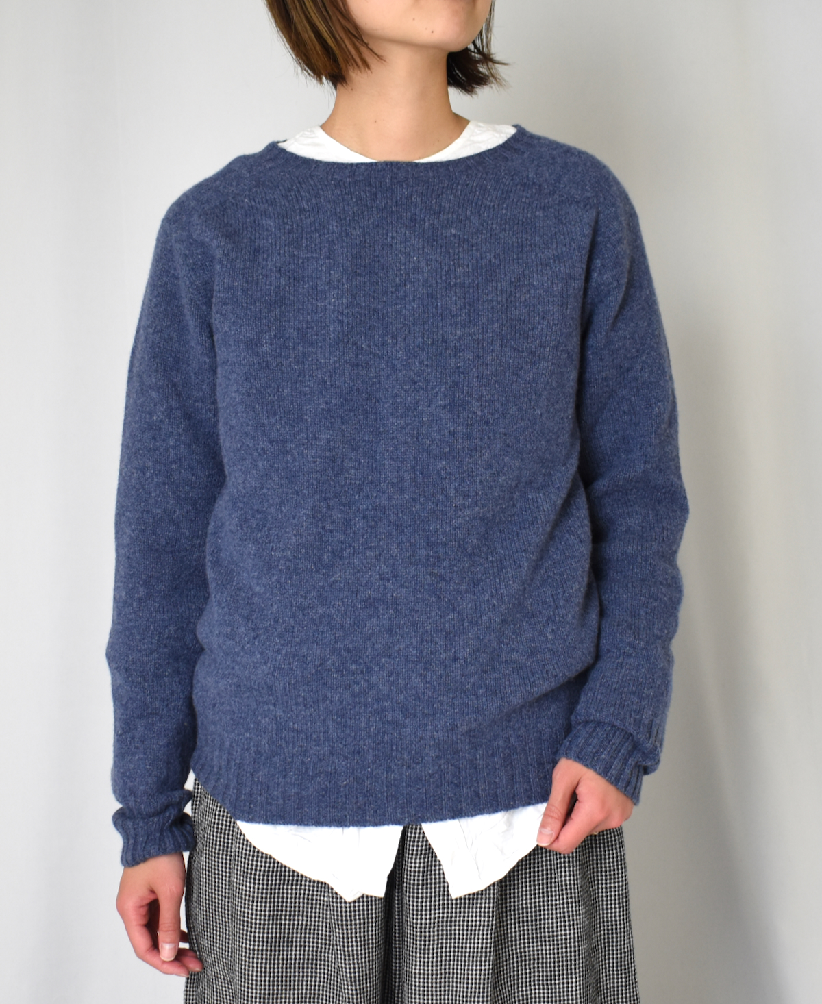 JNAMP1451 (ニット) GEELONG LAMBSWOOL CREW NECK SADDLE SHOULDER P/O