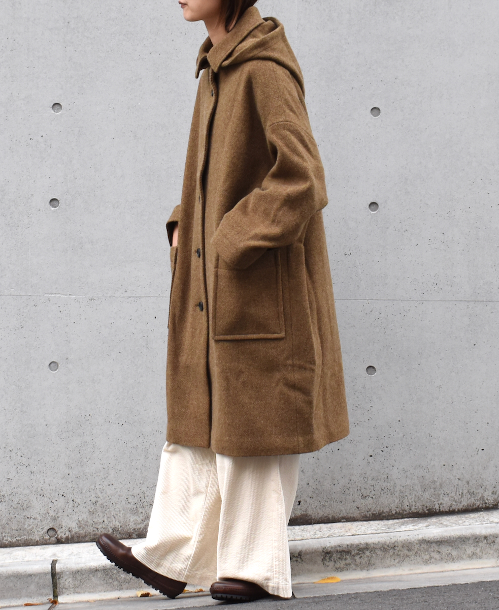GNMDS2052CR (パンツ) TROUSERS/8WALE CORDUROY EASY WIDE PANTS