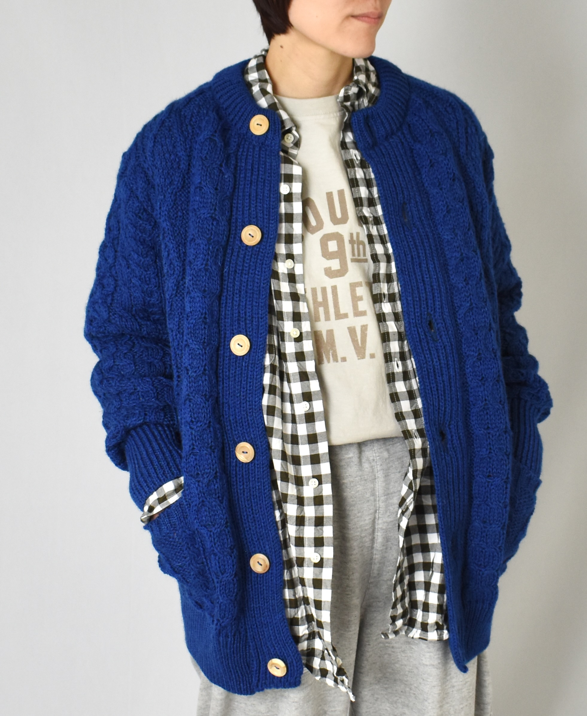 CHT1951W (ニット) WOOL ARAN CREW CARDIGAN (WOOD BUTTON)