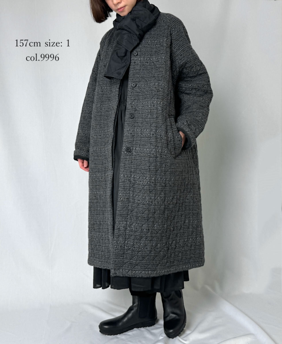 NMDS23631 (コート) QUILTED WOOL JACQUARD C-NECK RAGLAN COAT