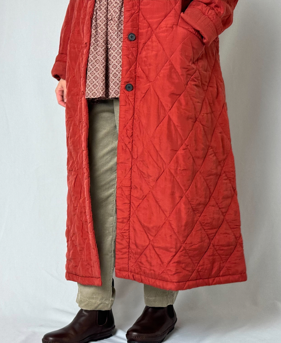 NMDS23541 (コート) PADDED SILK PLAIN C-NECK FRONT BUTTON COAT