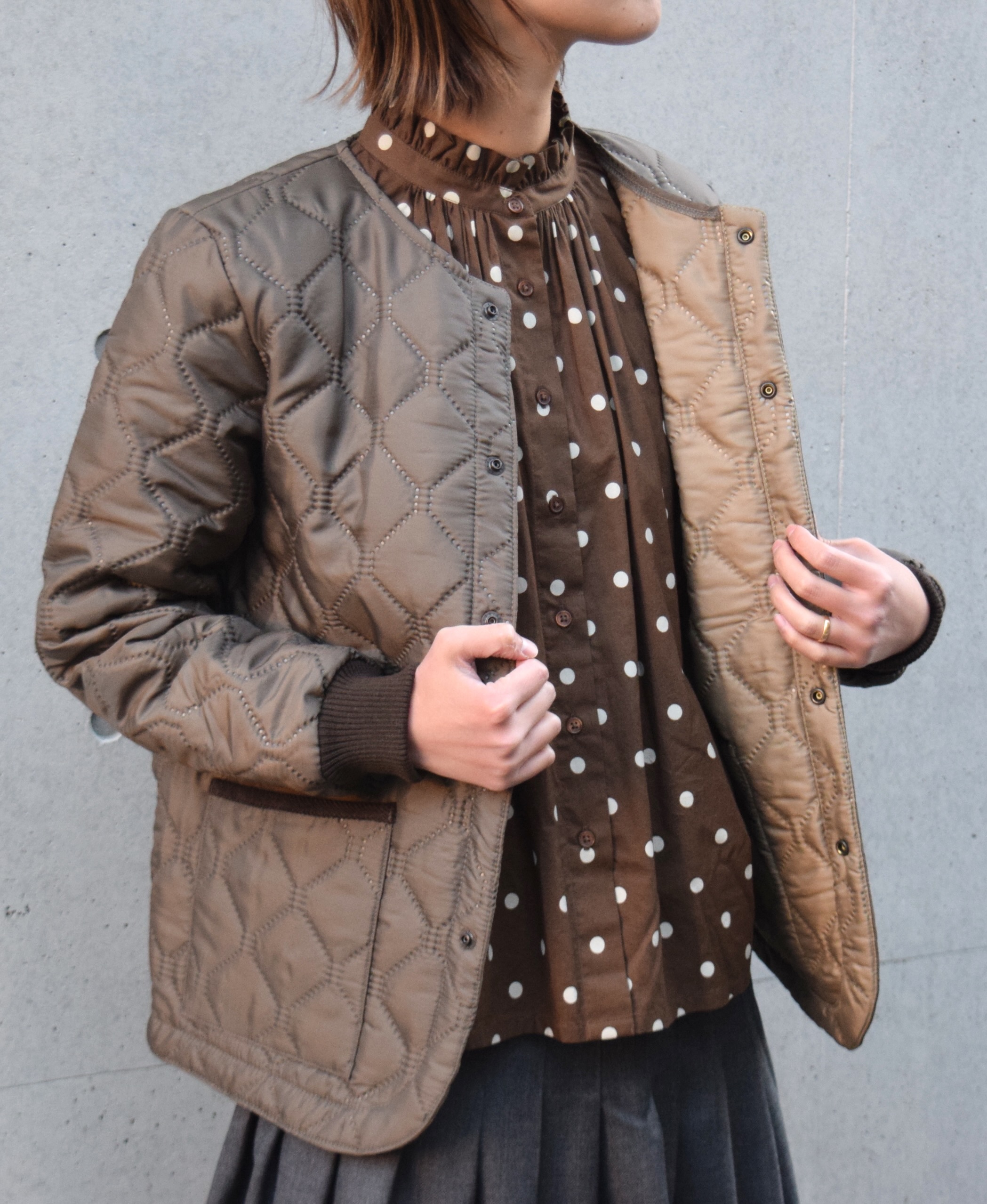 NSL22531 (シャツ) 40'S POPLIN DOT PRINT FRILL COLLAR SHIRT