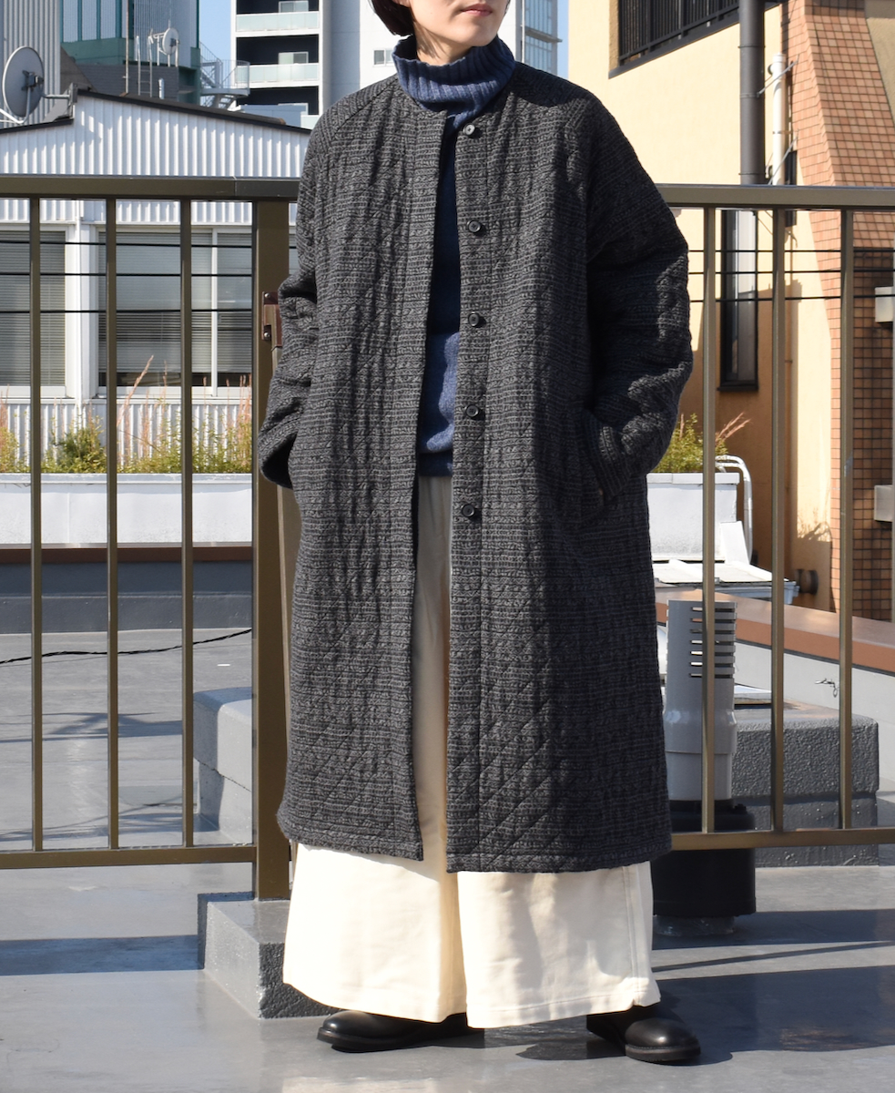 NMDS23631 (コート) QUILTED WOOL JACQUARD C-NECK RAGLAN COAT
