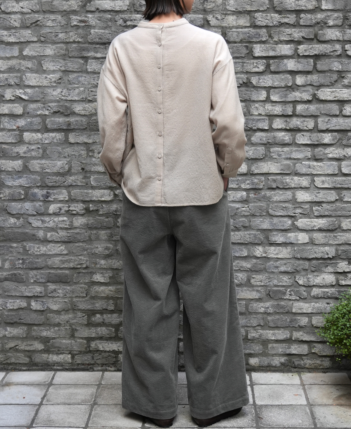 NMDS23581 (シャツ) BOILED WOOL PLAIN BACK OPENING STAND COLLAR SHIRT