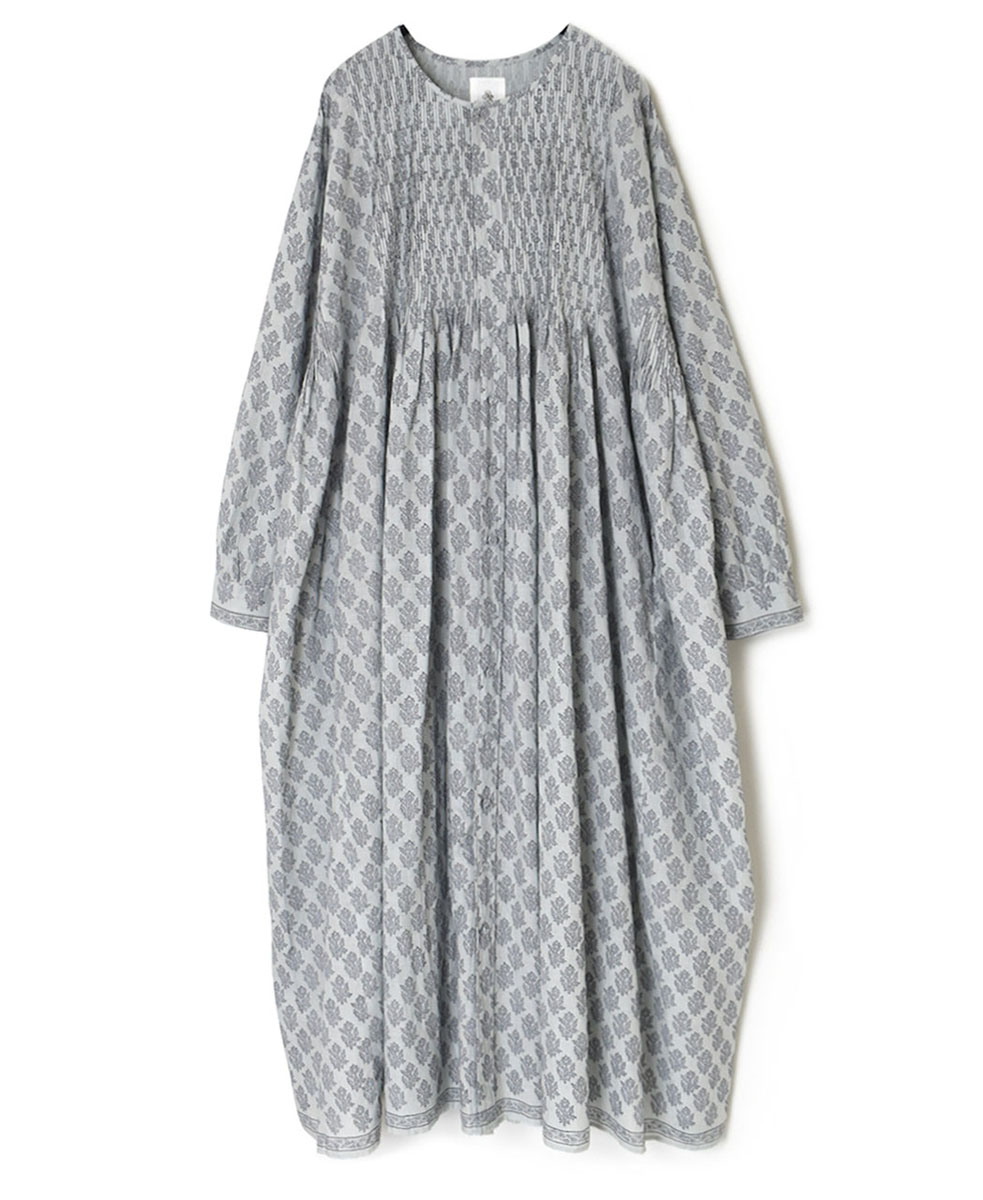 NMDS24173 (ワンピース) 80’S COTTON VOILE MEDIUM FLOWER BLOCK PRINT CREW-NECK BUTTON SHIRT MAXI DRESS WITH PINTUCK