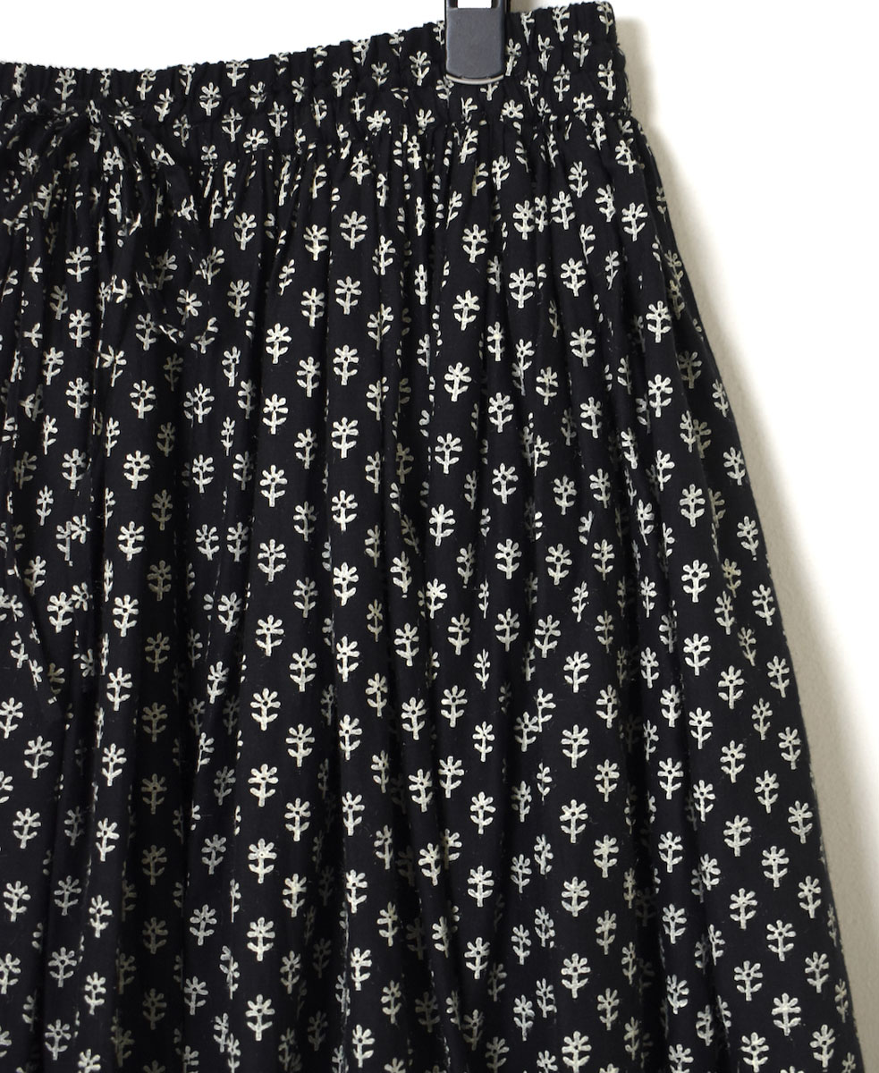 NMDS24184 (スカート) 80'S COTTON VOILE SMALL FLOWER BLOCK PRINT RAJASTHAN TUCK GATHERED SKIRT WITH LINING