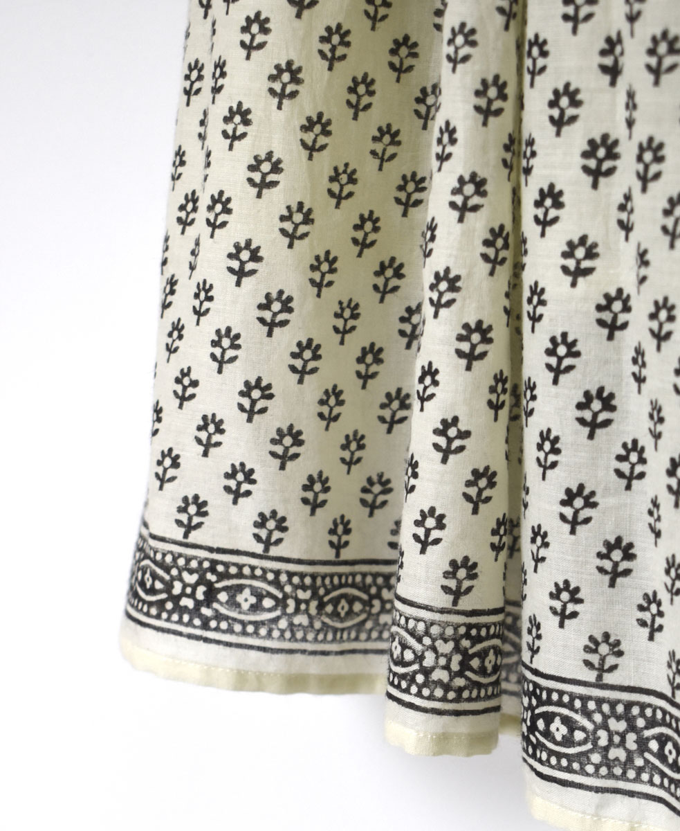 NMDS24184 (スカート) 80'S COTTON VOILE SMALL FLOWER BLOCK PRINT RAJASTHAN TUCK GATHERED SKIRT WITH LINING